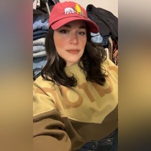 Meet your Posher, Karilyn